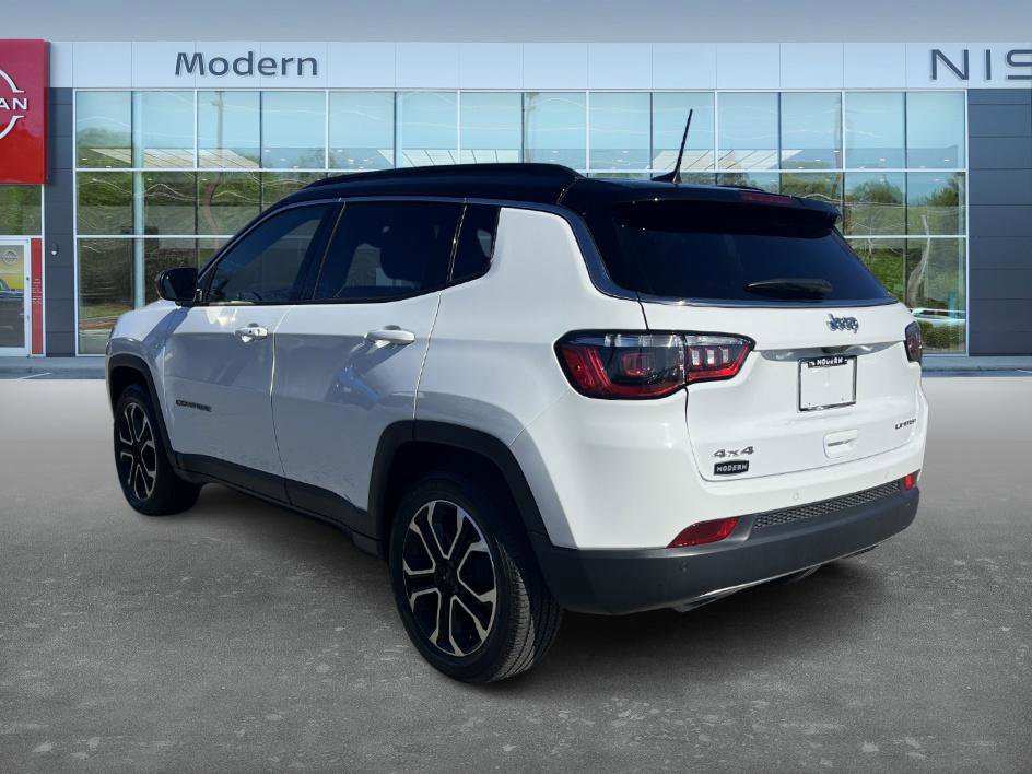 Used 2023 Jeep Compass Limited image 7