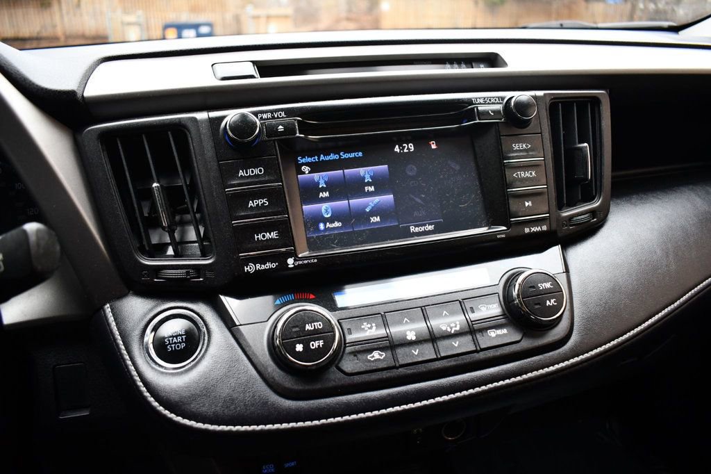 Used 2018 Toyota RAV4 XLE w/ Plus Extra Value Package image 21