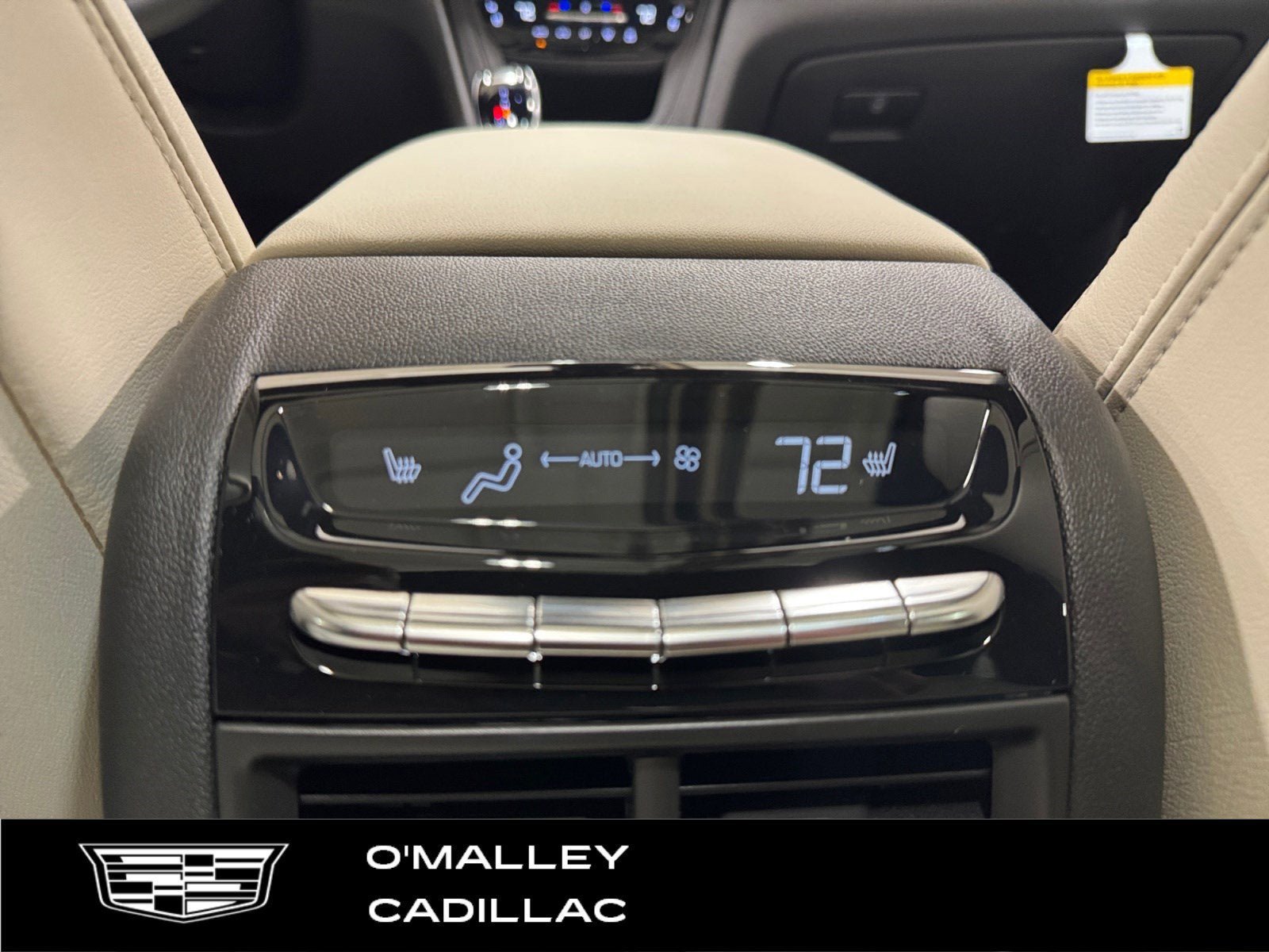 New 2026 Cadillac XT5 Sportv w/ LPO, Floor Liner Package image 23