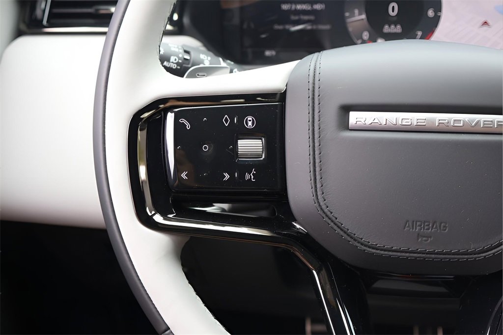 New 2026 Land Rover Range Rover Velar Dynamic SE image 20