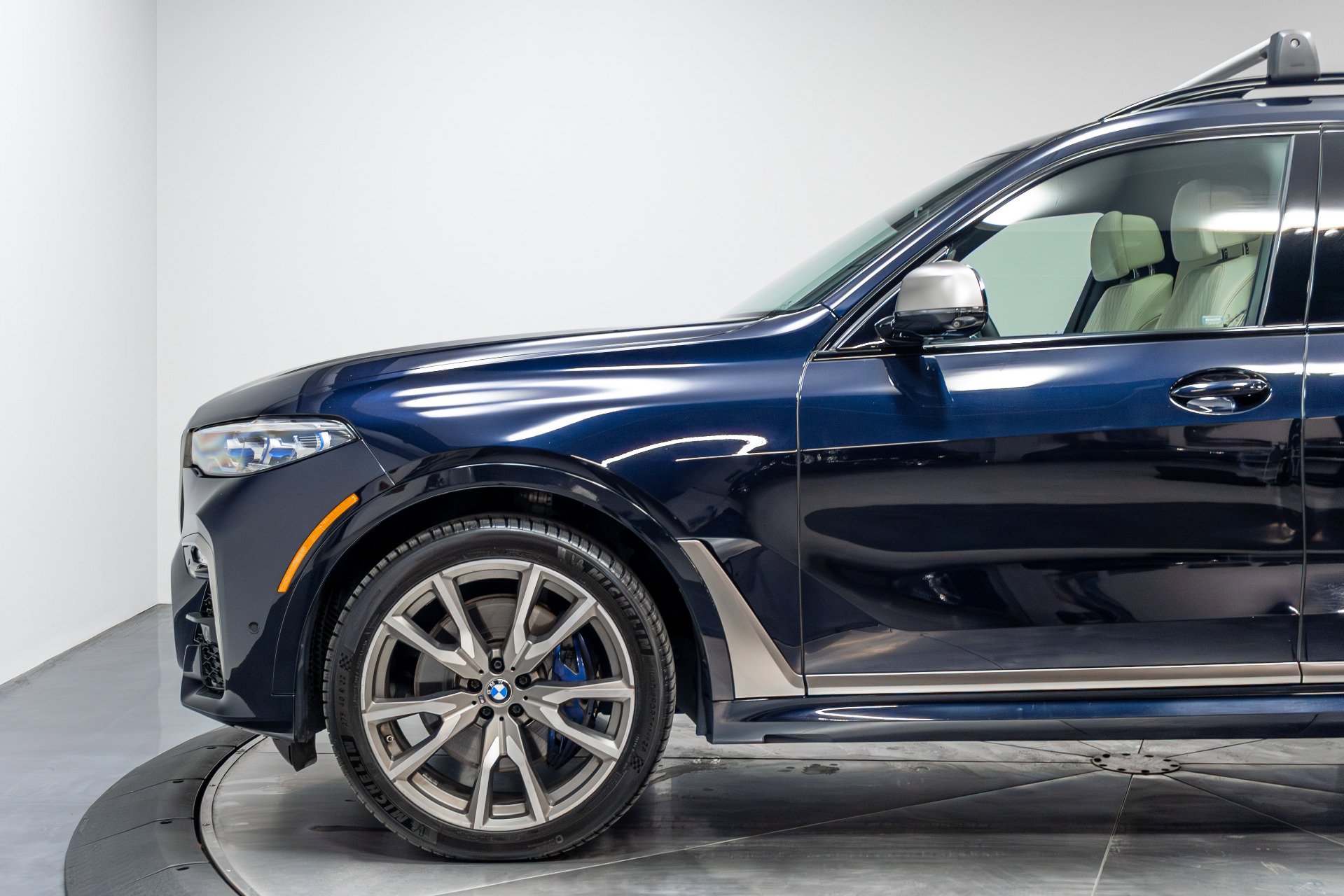 Used 2021 BMW X7 M50i image 43