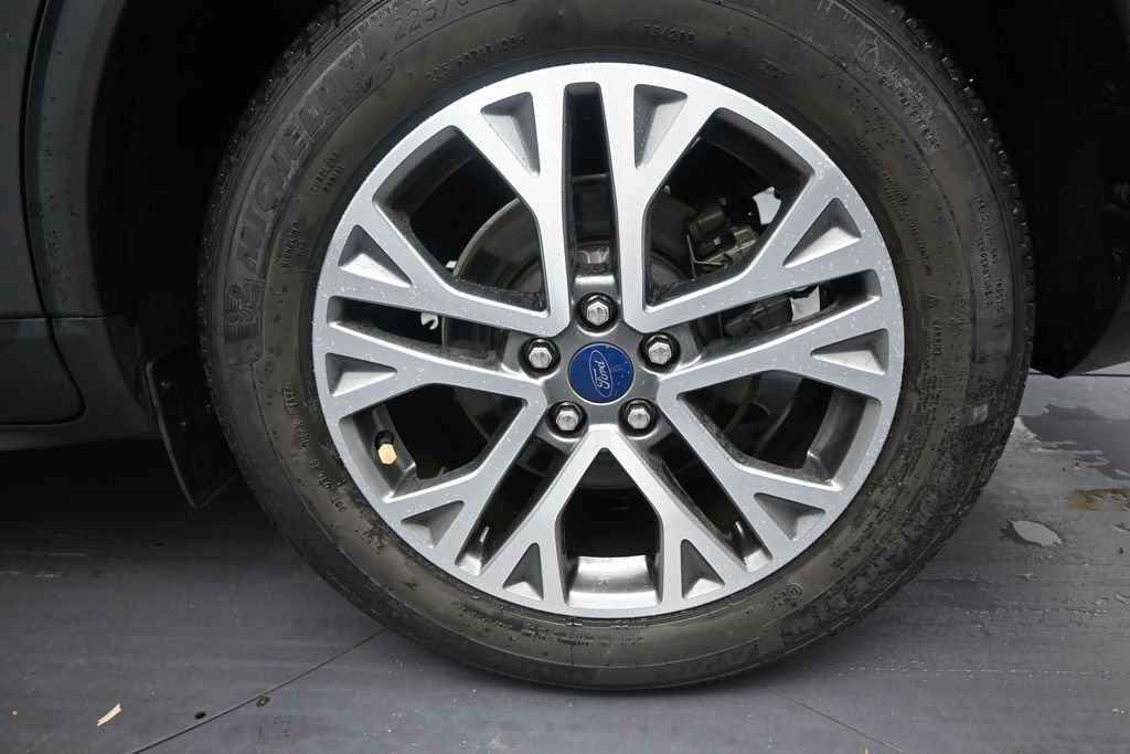 Used 2022 Ford Escape SEL FWD image 10
