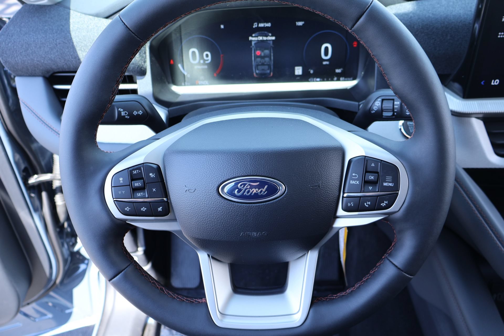 New 2026 Ford Explorer Active w/ Active Comfort Package AWD/4WD image 3