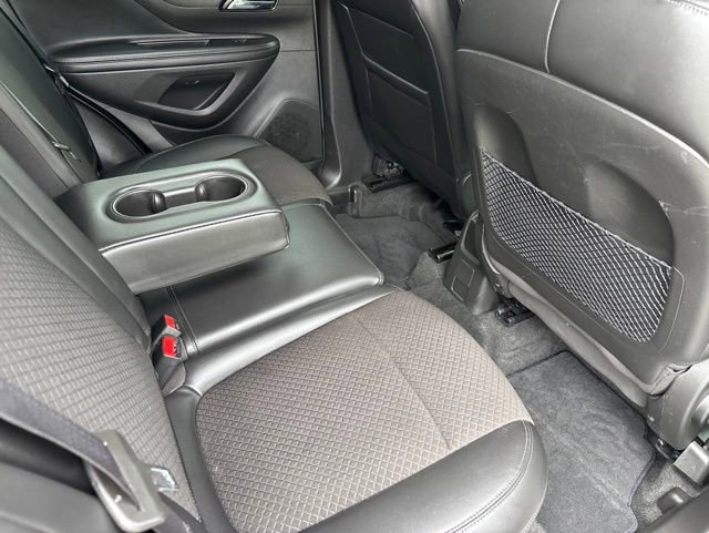 Used 2020 Buick Encore Preferred AWD/4WD image 33