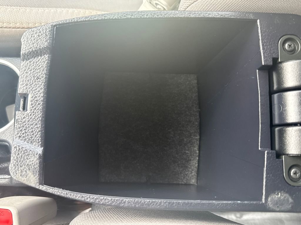 Used 2017 Toyota Corolla LE image 27