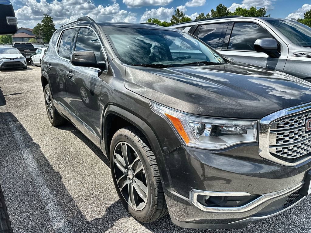 Used 2019 GMC Acadia Denali w/ Technology Package image 2