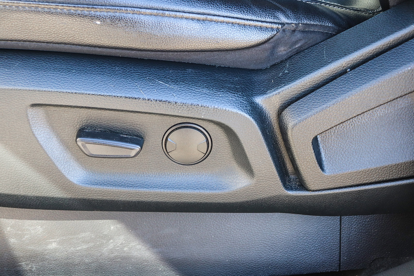 Used 2020 Ford Ranger Lariat w/ Trailer Tow Package image 25