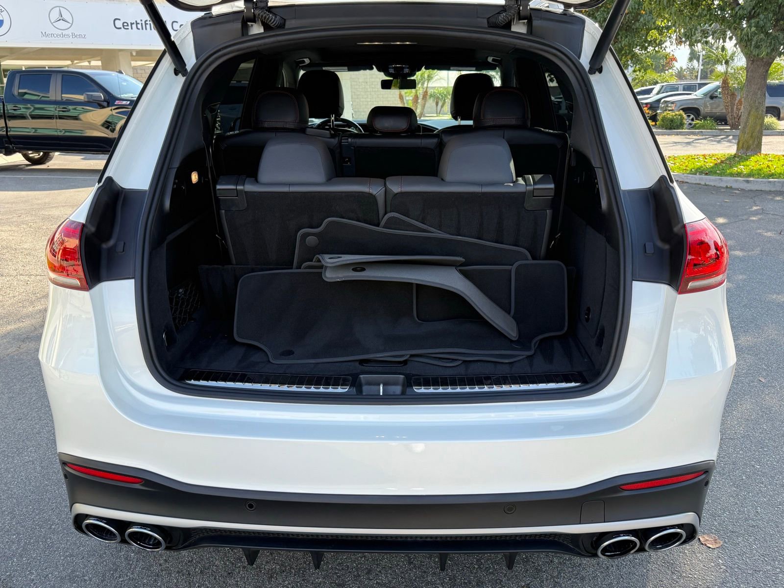 Used 2023 Mercedes-Benz GLE 53 AMG 4MATIC image 17