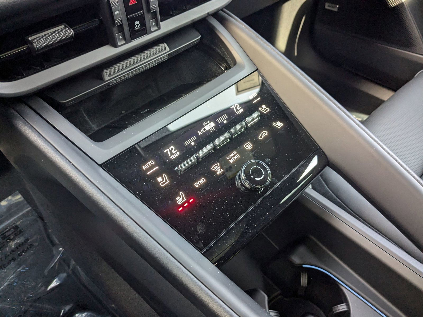 New 2025 Porsche Macan 4S Electric image 18