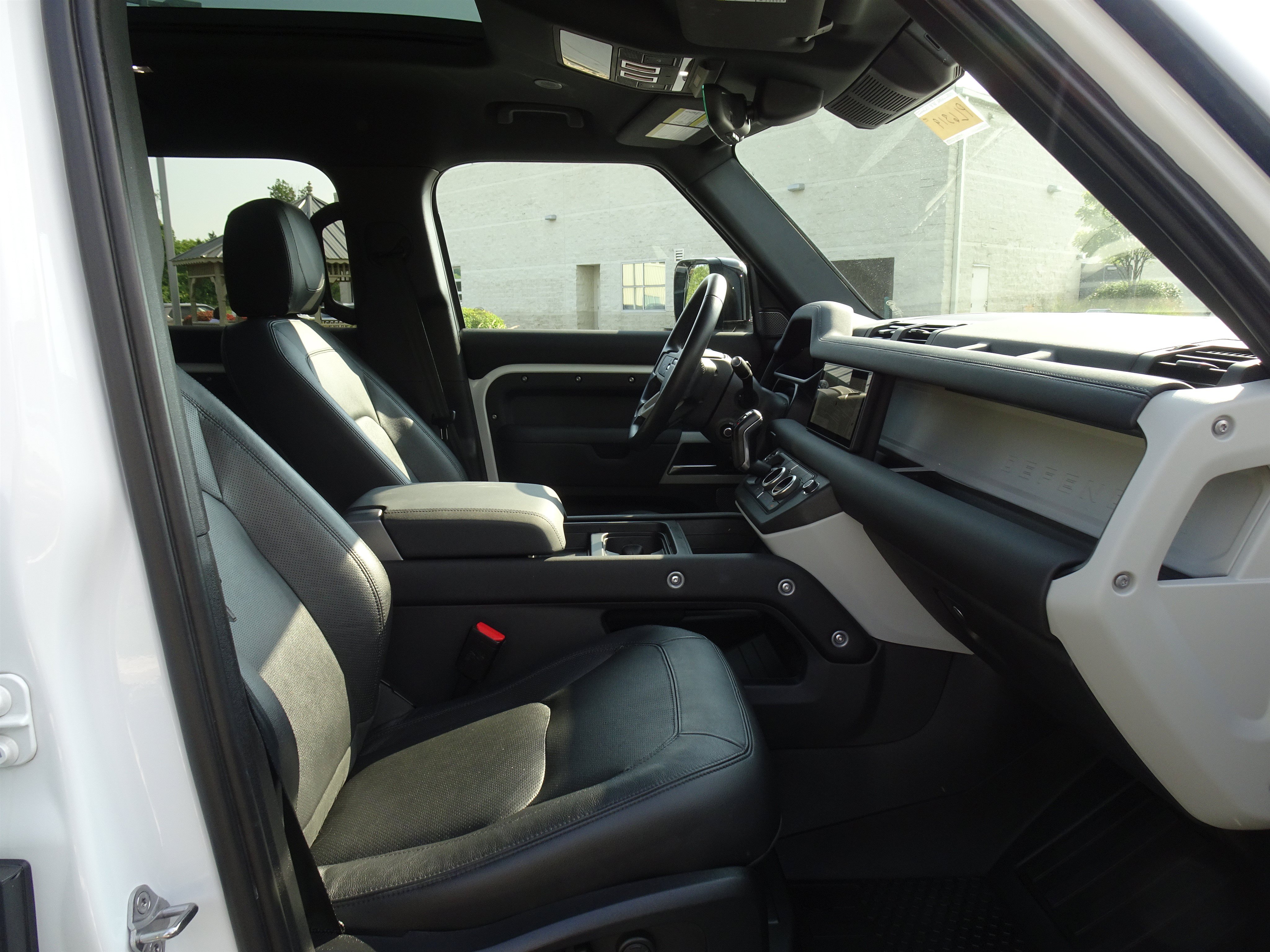 Certified 2024 Land Rover Defender 110 S AWD/4WD image 26