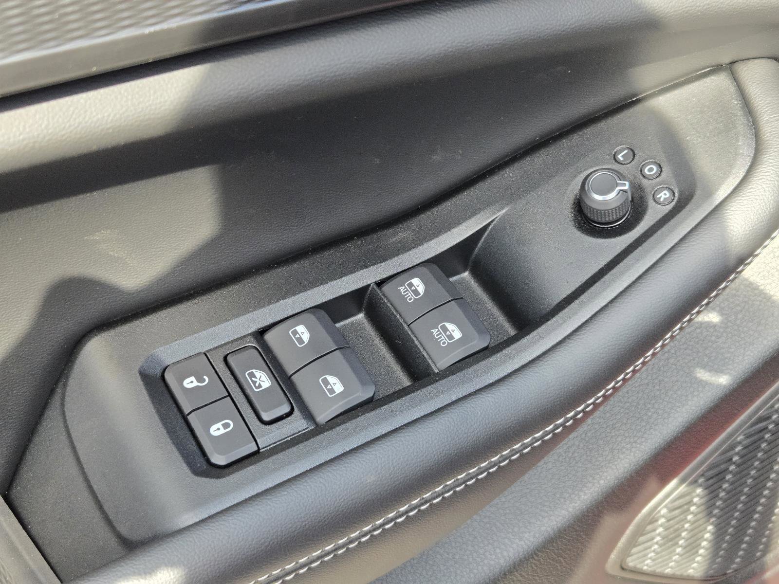 New 2025 Jeep Grand Cherokee L Altitude image 21