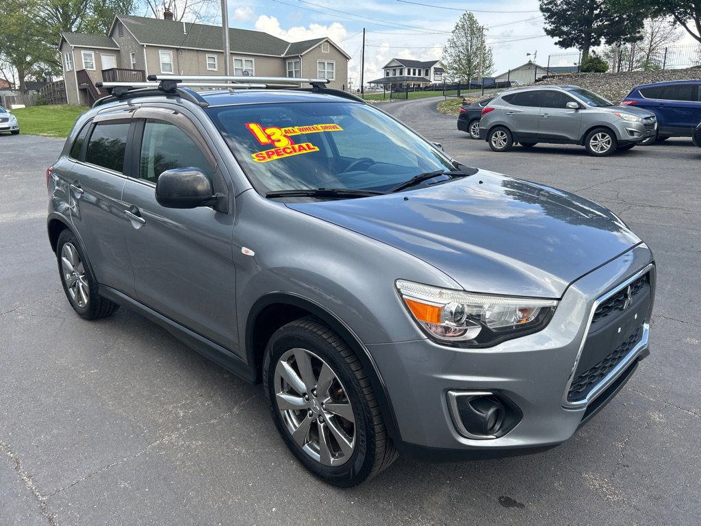 Used 2013 Mitsubishi Outlander Sport LE AWD/4WD image 4