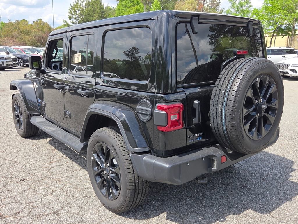 Used 2025 Jeep Wrangler Unlimited Sahara image 10