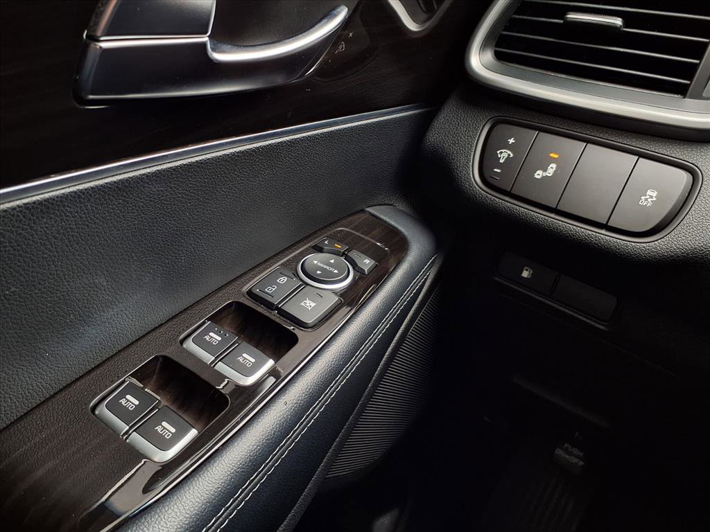 Used 2020 Kia Sorento S image 22