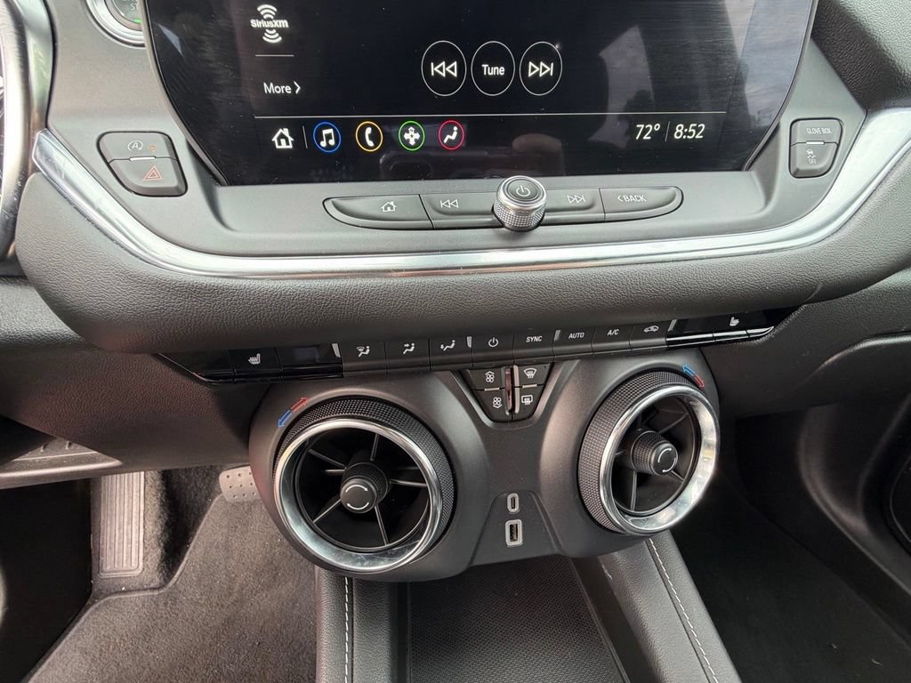 Used 2025 Chevrolet Blazer LT AWD/4WD image 24