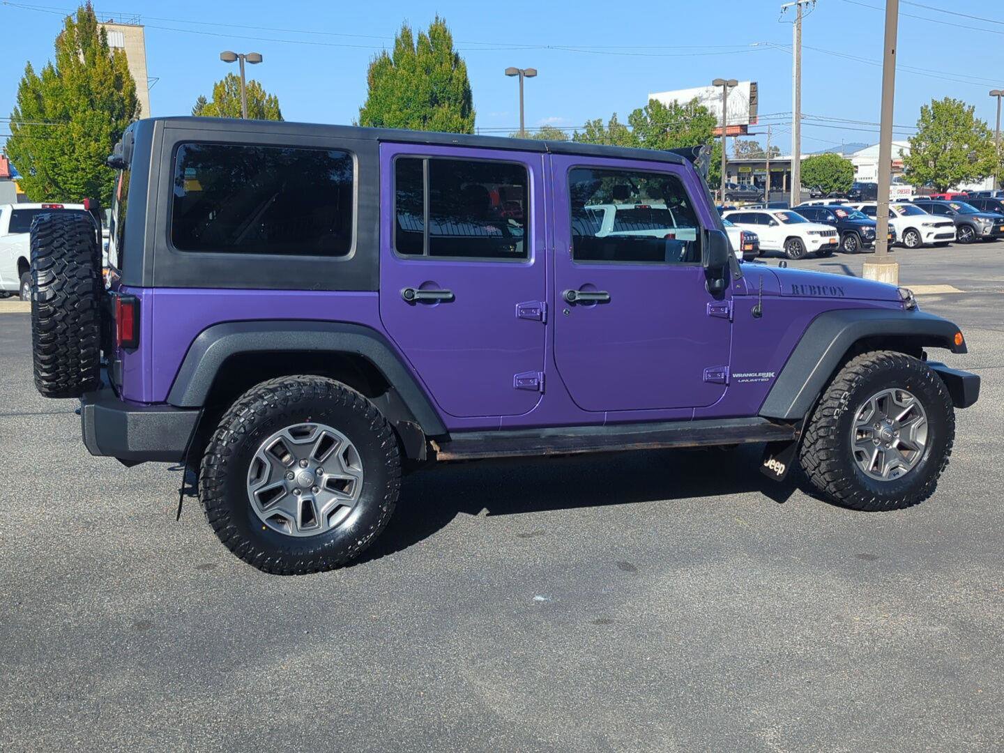 Used 2018 Jeep Wrangler Unlimited Rubicon w/ Cold Weather Group image 7