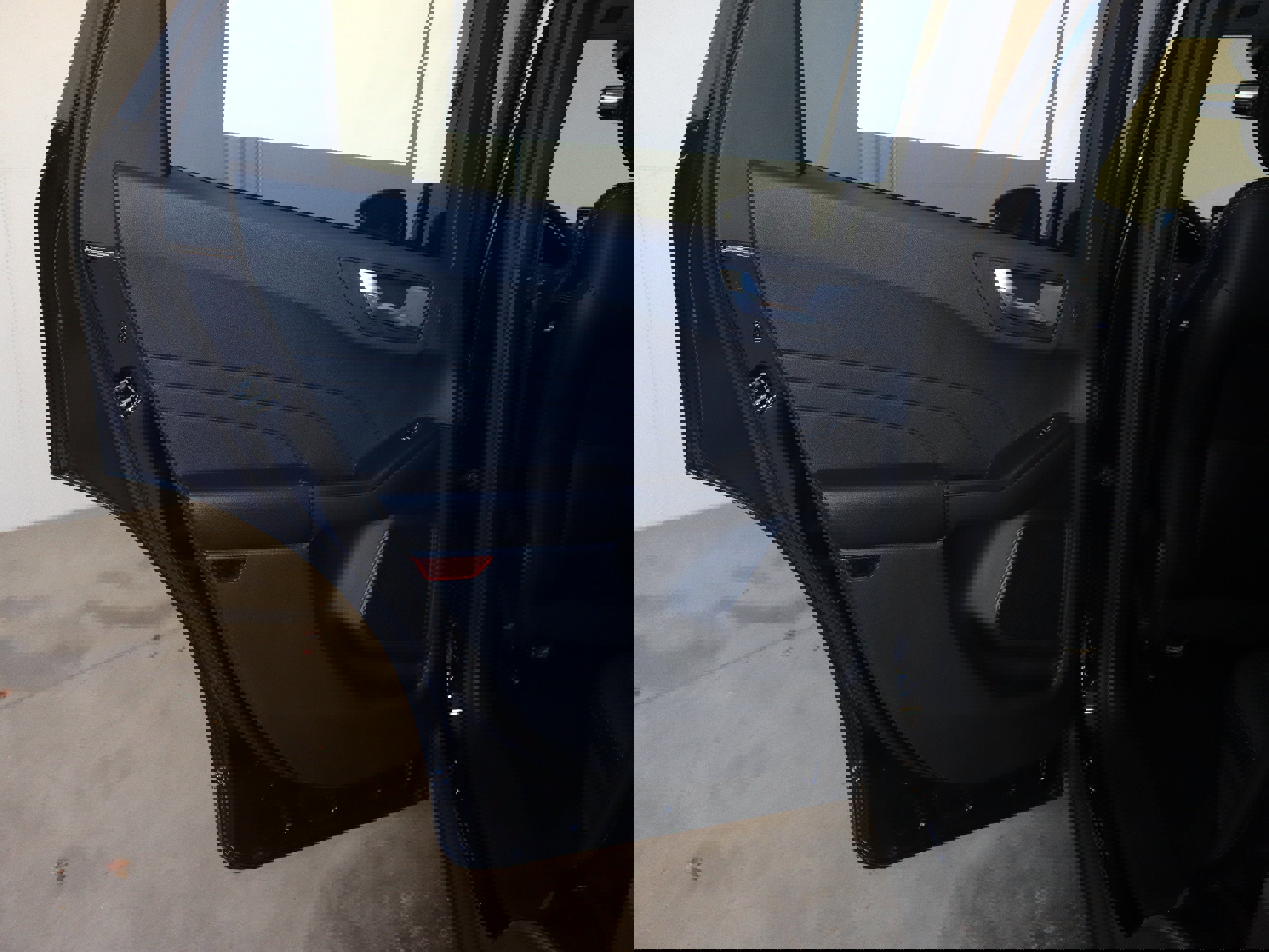 New 2025 Ford Escape SE w/ PHEV Premium Package image 37