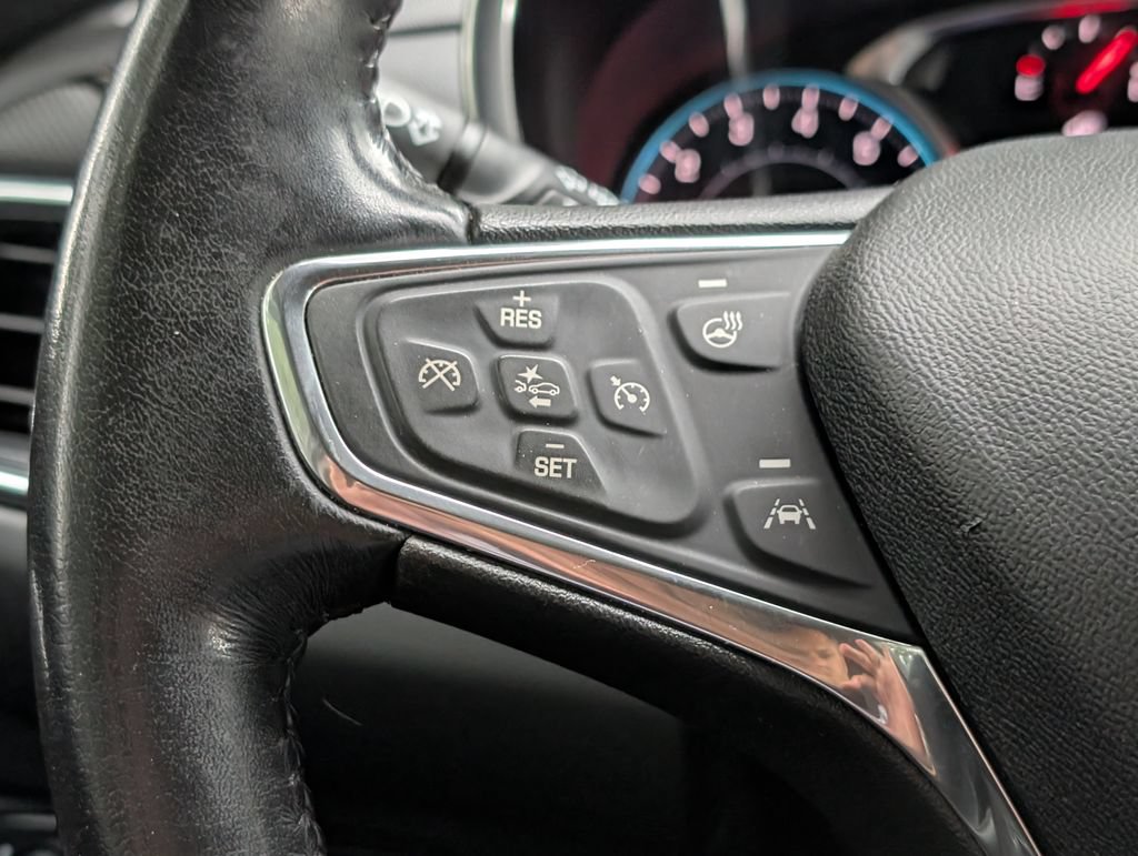 Used 2020 Chevrolet Equinox Premier FWD image 30