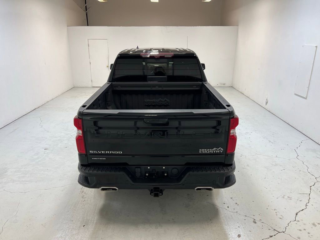 Used 2020 Chevrolet Silverado 1500 High Country w/ Technology Package image 4