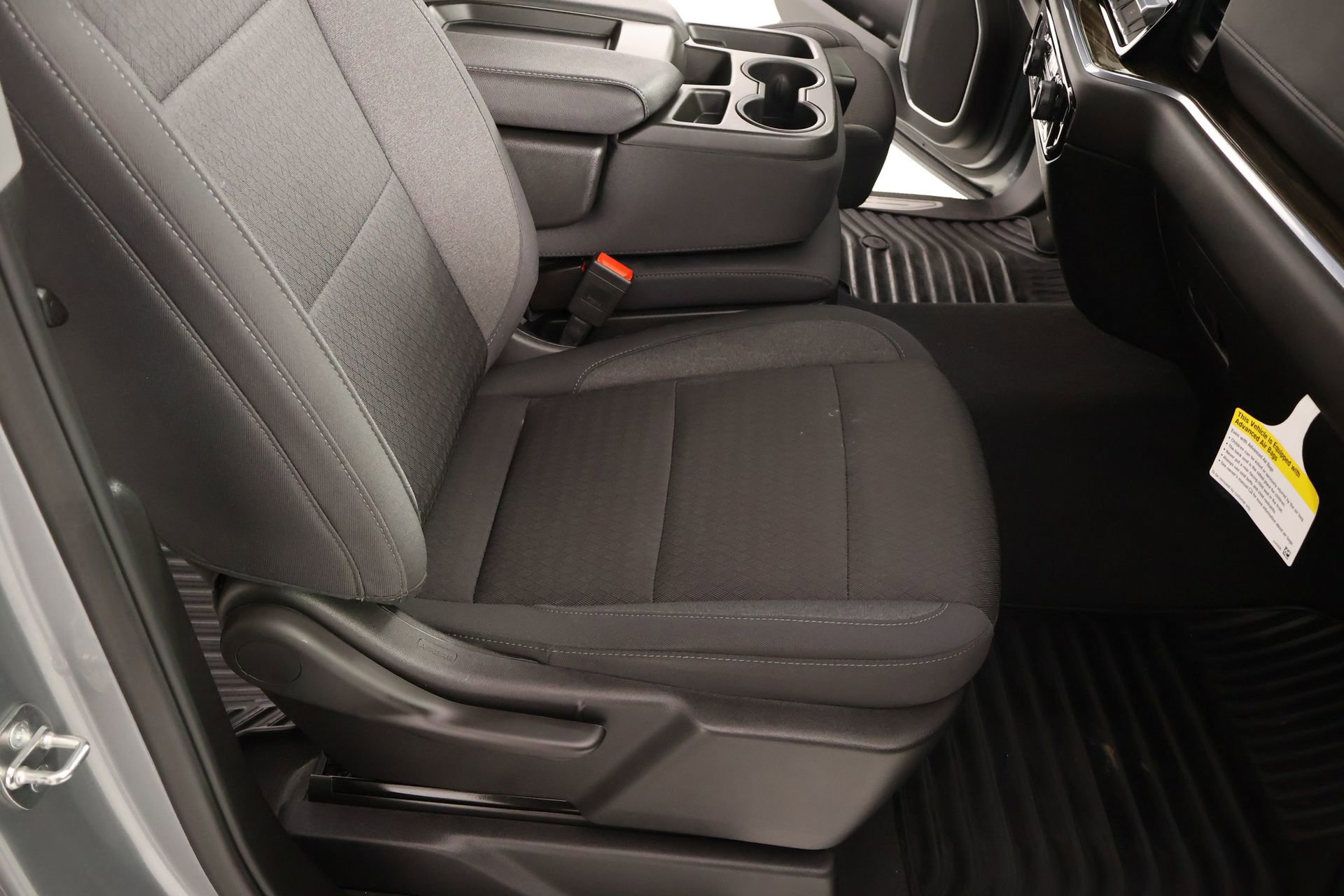 Used 2024 Chevrolet Silverado 1500 LT image 11