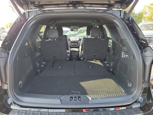 Used 2026 Ford Explorer ST-Line w/ ST-Line Street Pack RWD image 21