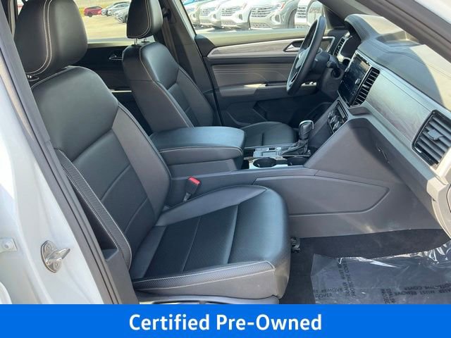 Certified 2023 Volkswagen Atlas Cross Sport SE w/ Black Wheel Package FWD image 20