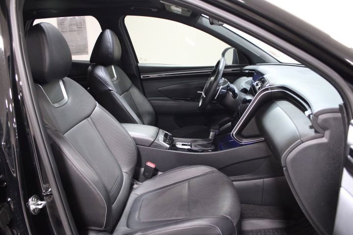 Used 2024 Hyundai Santa Cruz Limited image 23