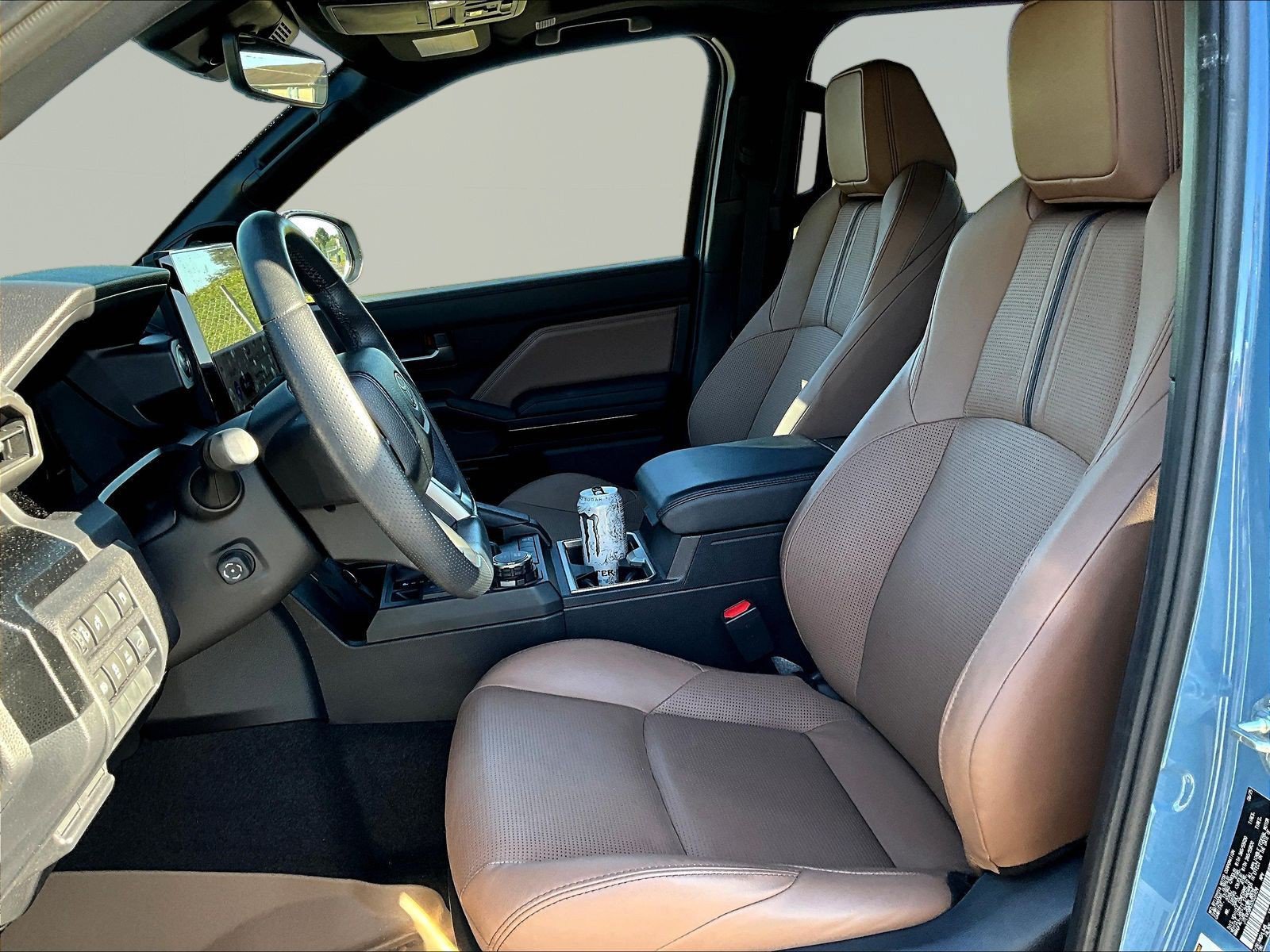 Used 2025 Toyota 4Runner Limited AWD/4WD image 21