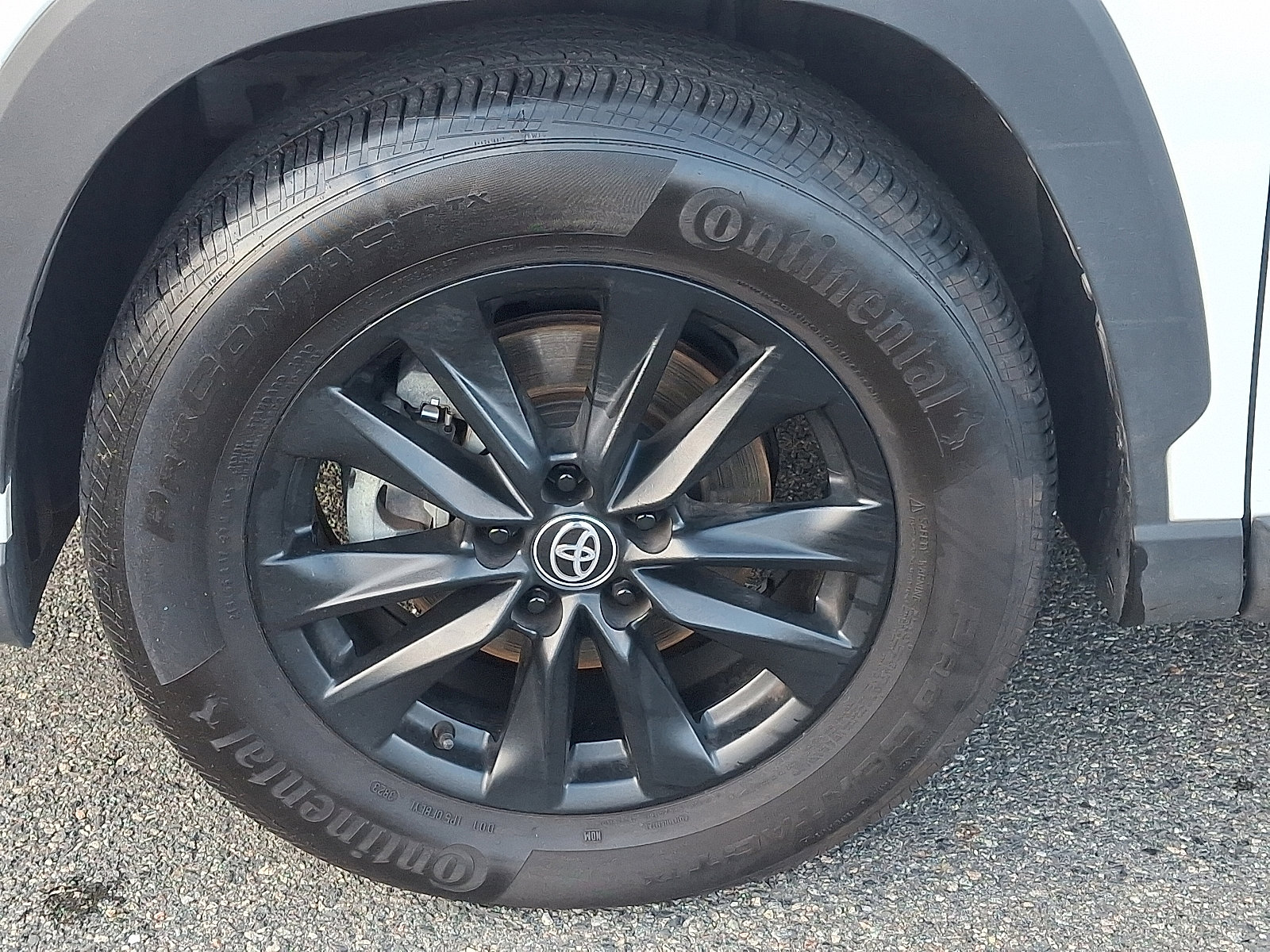 Used 2023 Toyota Corolla Cross LE image 8