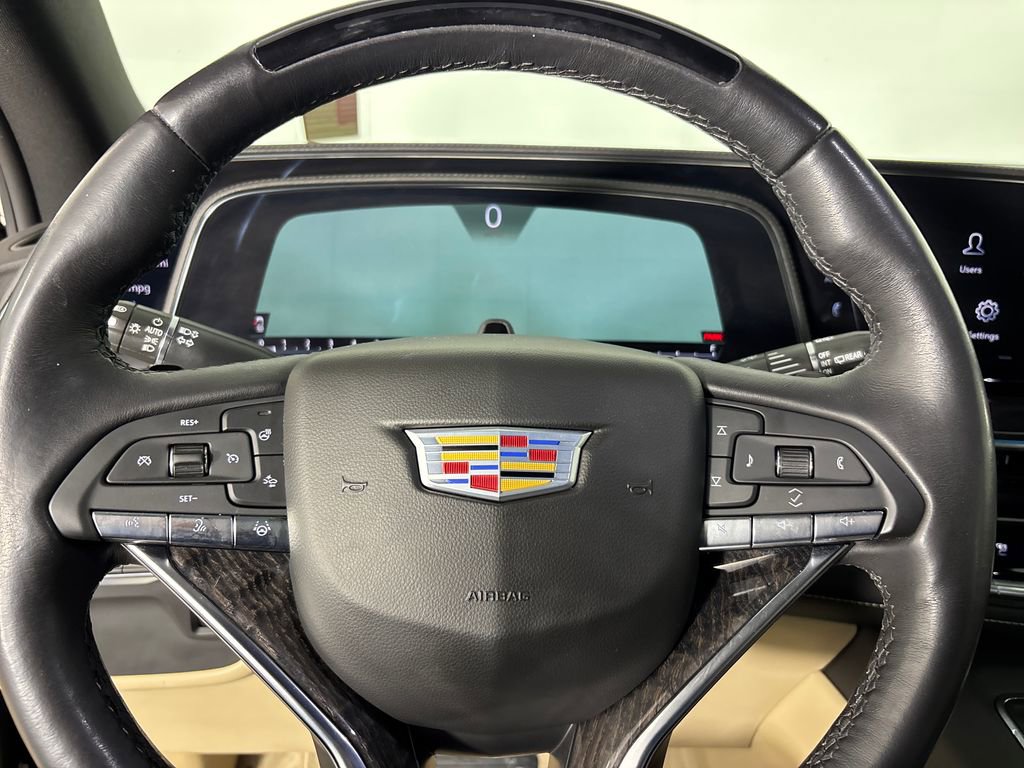 Used 2023 Cadillac Escalade ESV Premium Luxury image 15