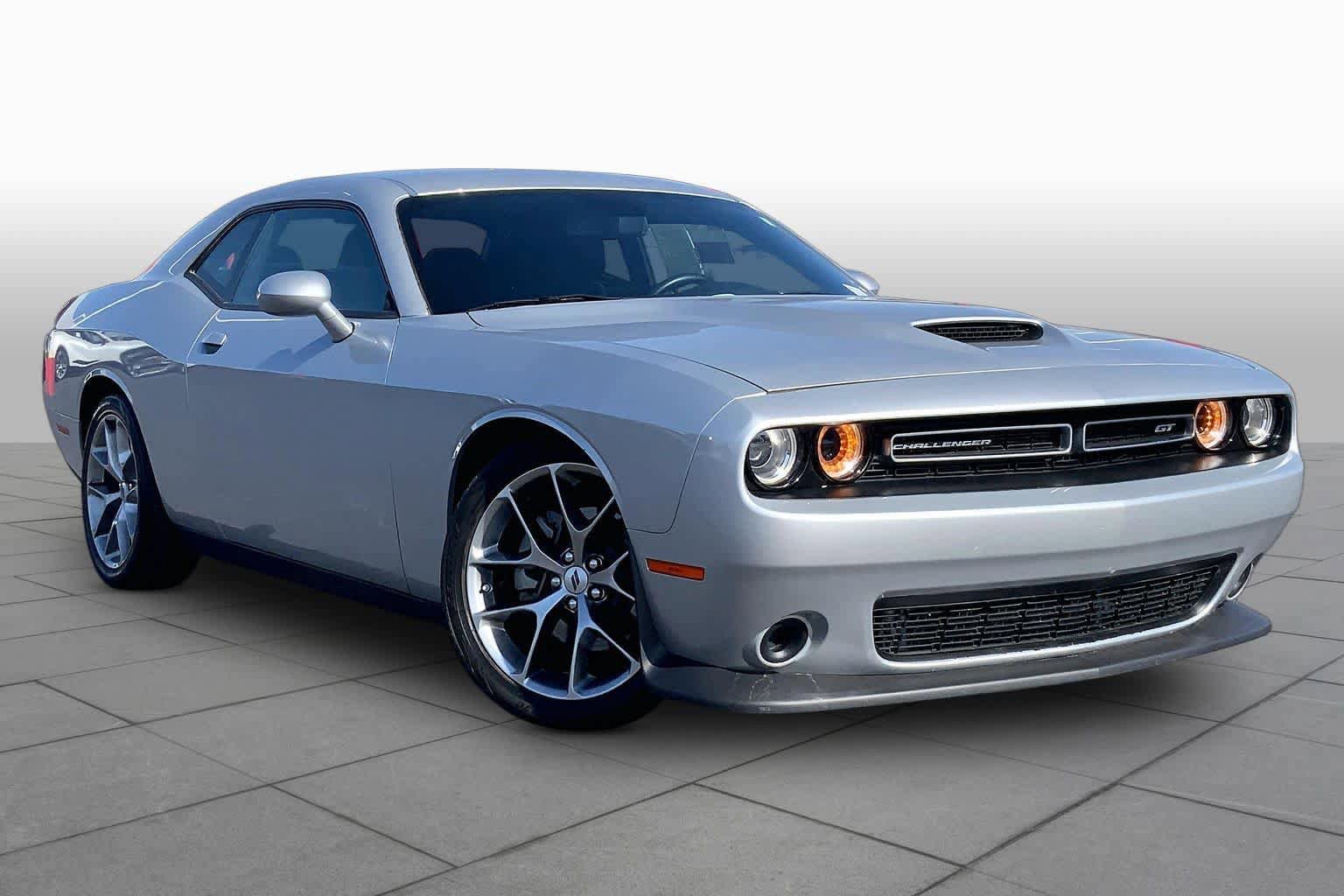 Used 2023 Dodge Challenger GT RWD image 3