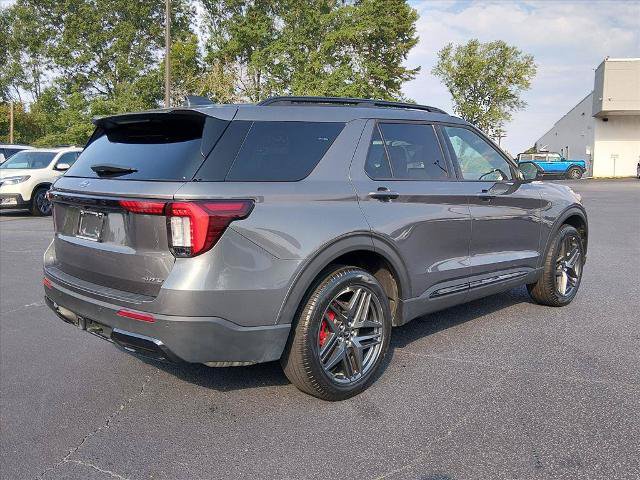 Certified 2025 Ford Explorer ST-Line w/ ST-Line Street Pack AWD/4WD image 4