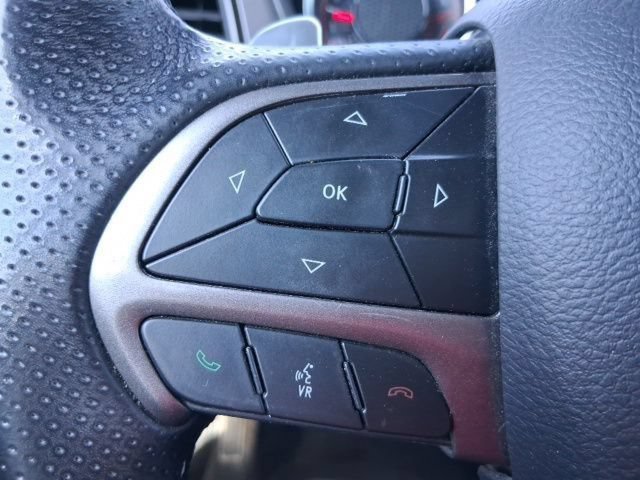 Used 2019 Dodge Challenger R/T RWD image 18