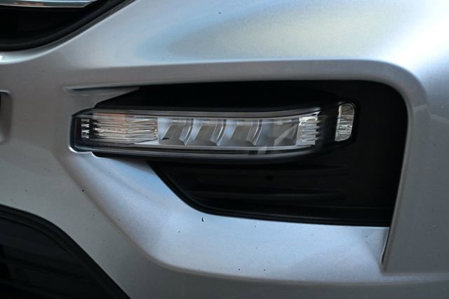 Used 2022 Ford Explorer Limited image 18