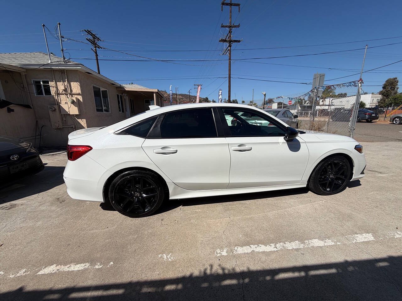 Used 2023 Honda Civic Sport image 6