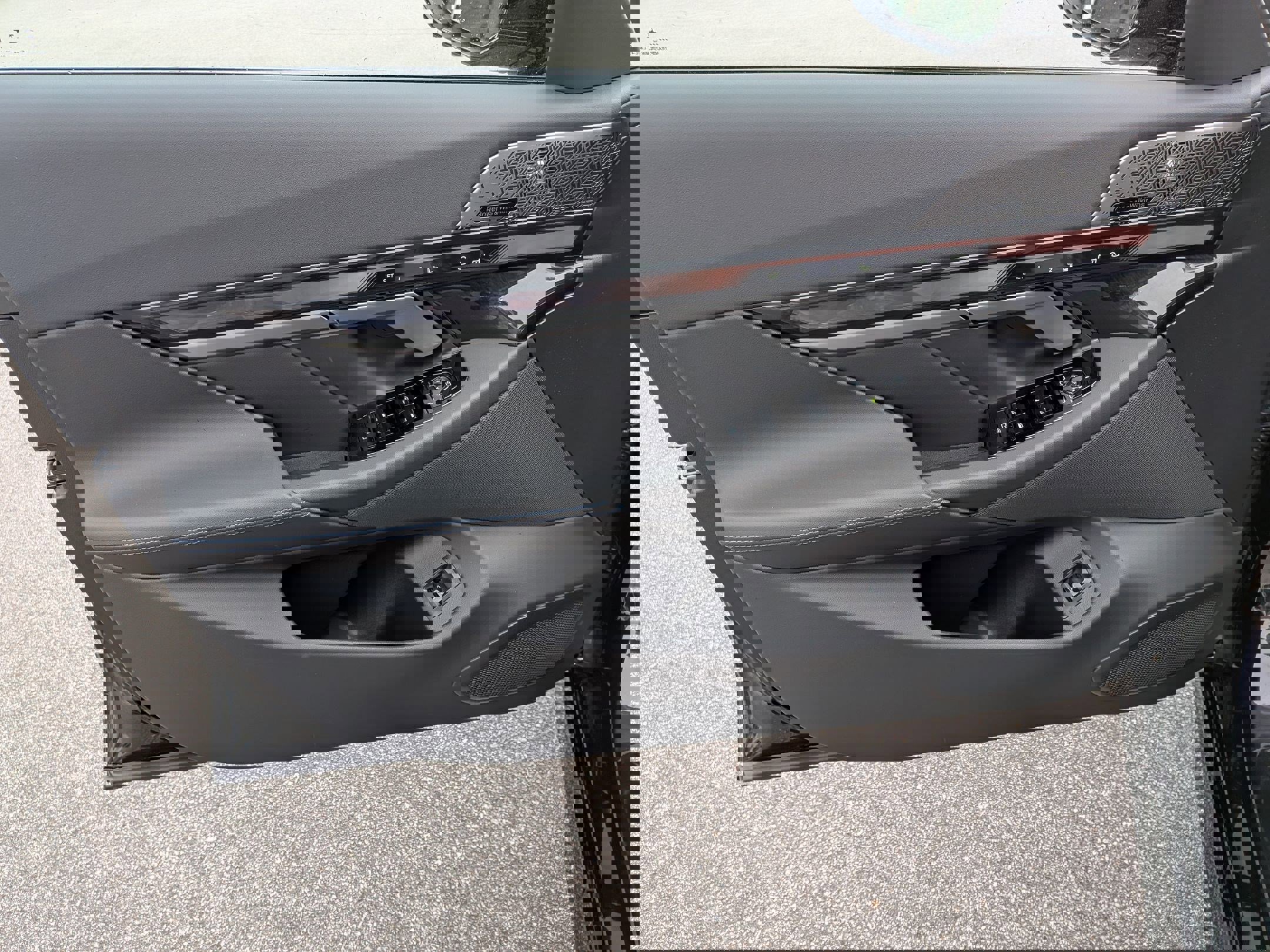 New 2026 BMW 540i xDrive w/ M Sport Package image 11