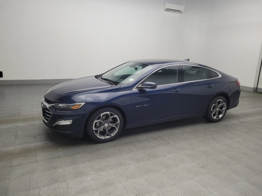 Used 2020 Chevrolet Malibu LT FWD image 2
