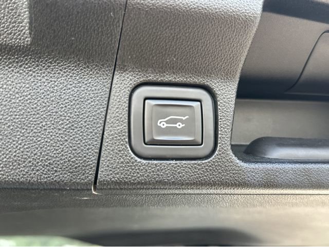 Certified 2023 GMC Acadia Denali FWD image 32