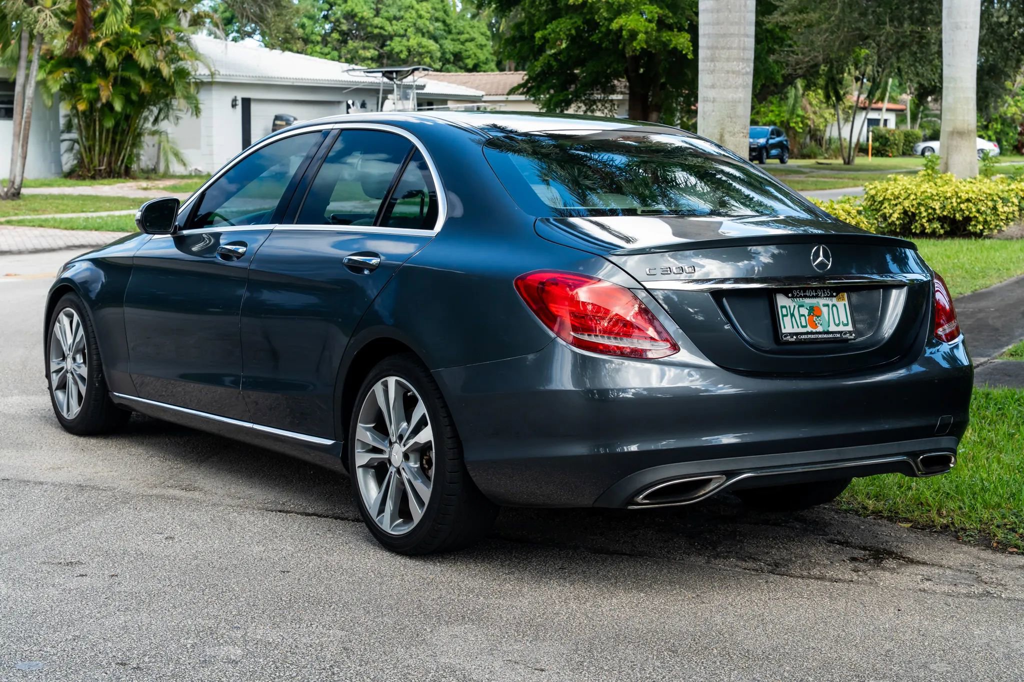 Used 2015 Mercedes-Benz C 300 Sedan w/ Premium 1 Package image 18