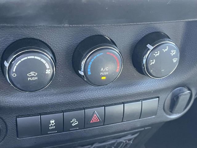 Used 2017 Jeep Wrangler Unlimited Sport w/ Max Tow Package AWD/4WD image 19