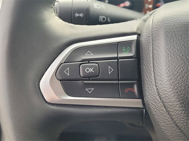 Used 2023 Jeep Compass Limited image 19