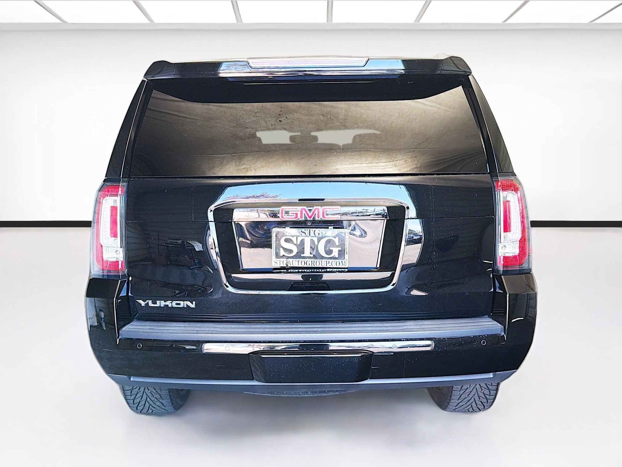 Used 2017 GMC Yukon SLE w/ SLE Value Package image 5