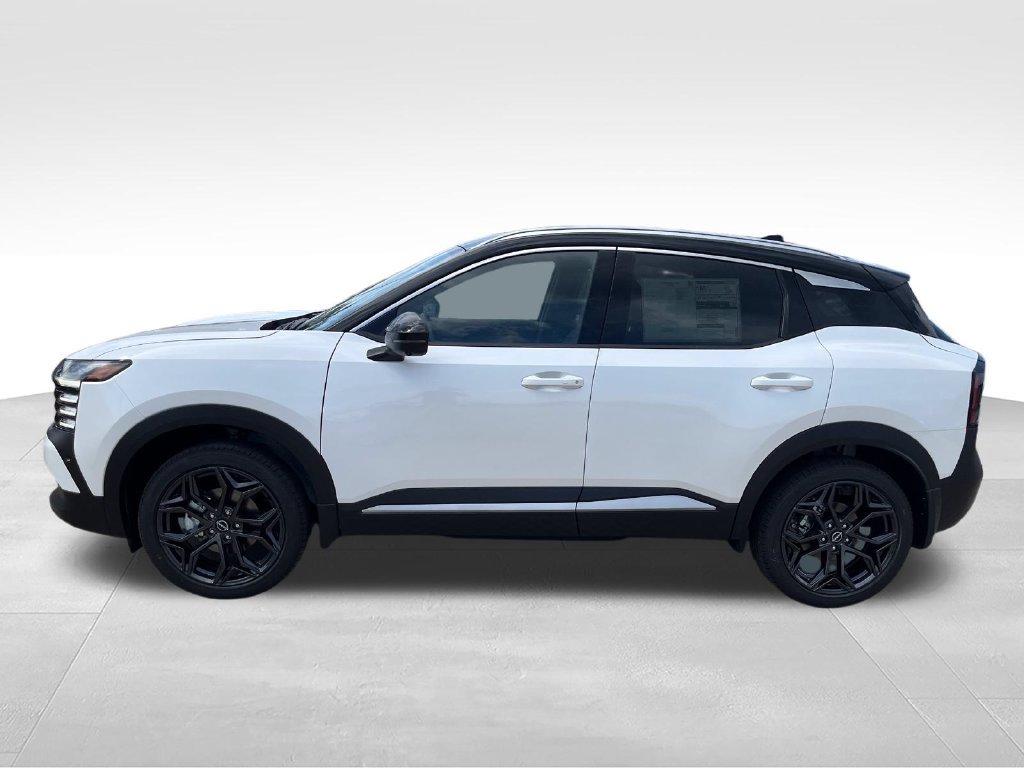 New 2027 Nissan Kicks SR AWD/4WD image 2