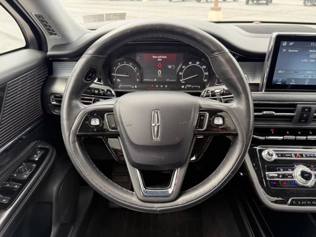 Used 2022 Lincoln Corsair AWD w/ Premium Package image 15
