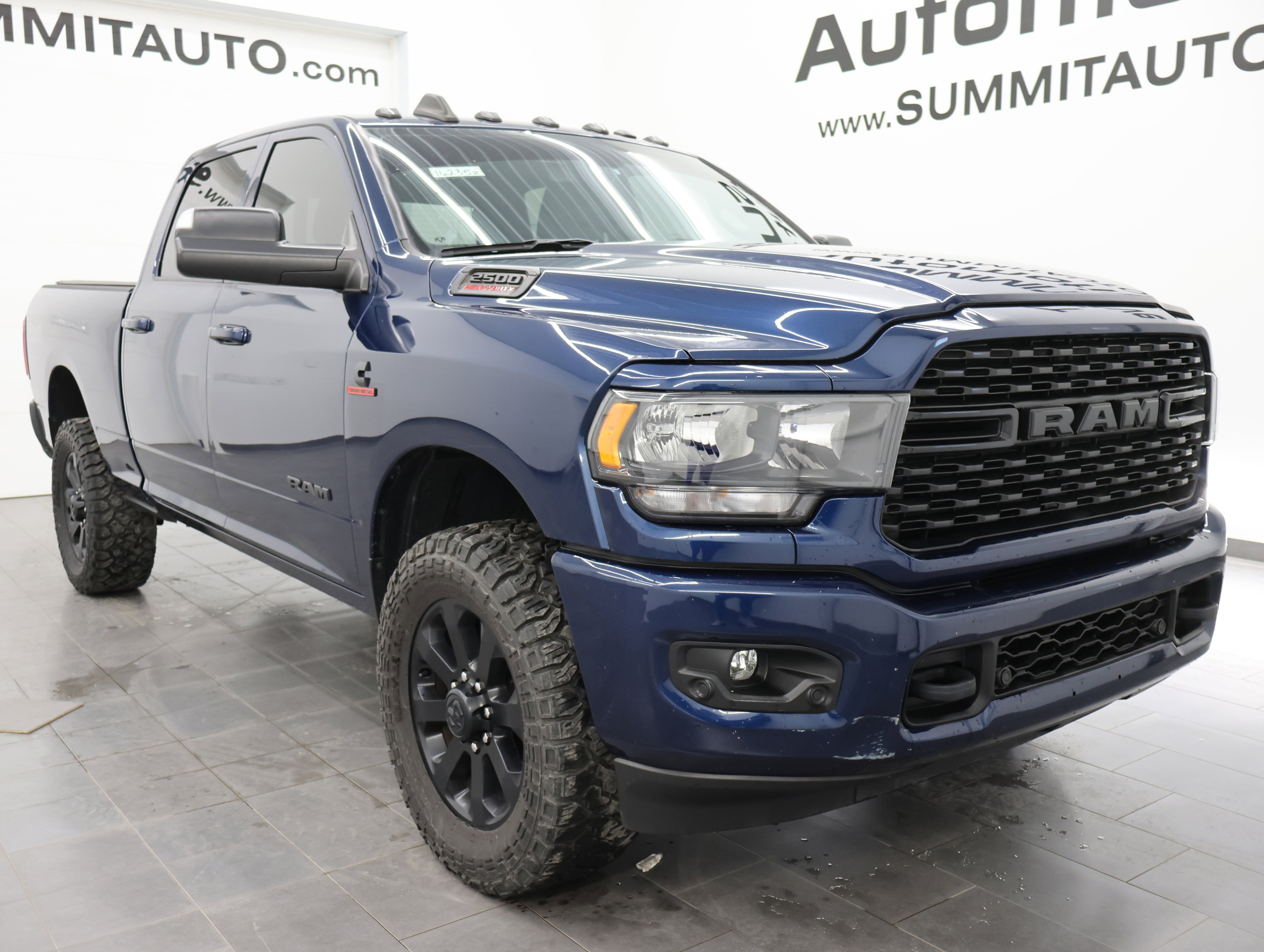 Used 2022 RAM 2500 Big Horn w/ Level C Equiment Group AWD/4WD image 2