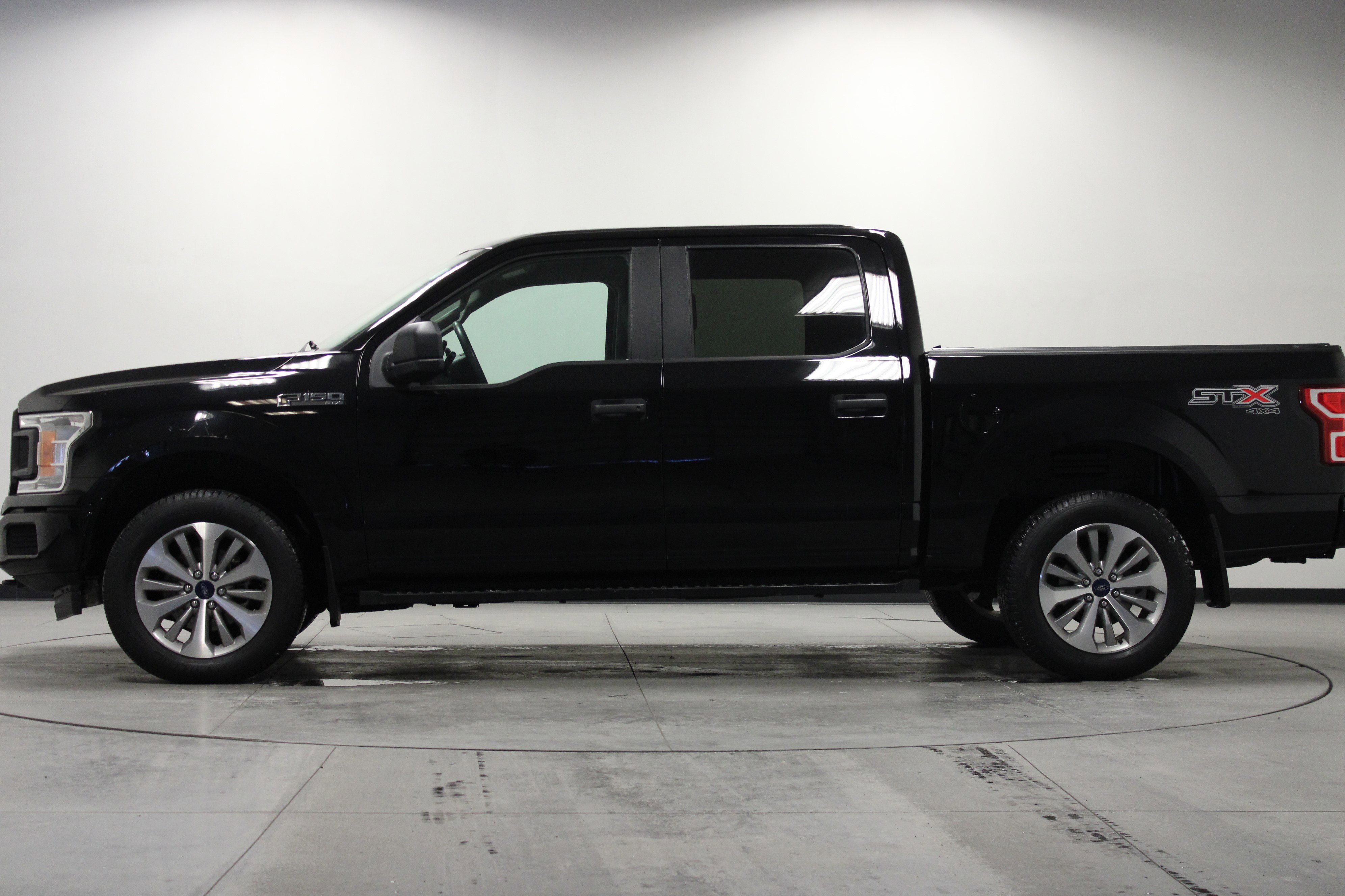Used 2018 Ford F150 XL w/ Equipment Group 101A Mid image 7