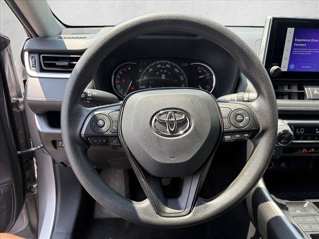 Certified 2025 Toyota RAV4 XLE AWD/4WD image 17