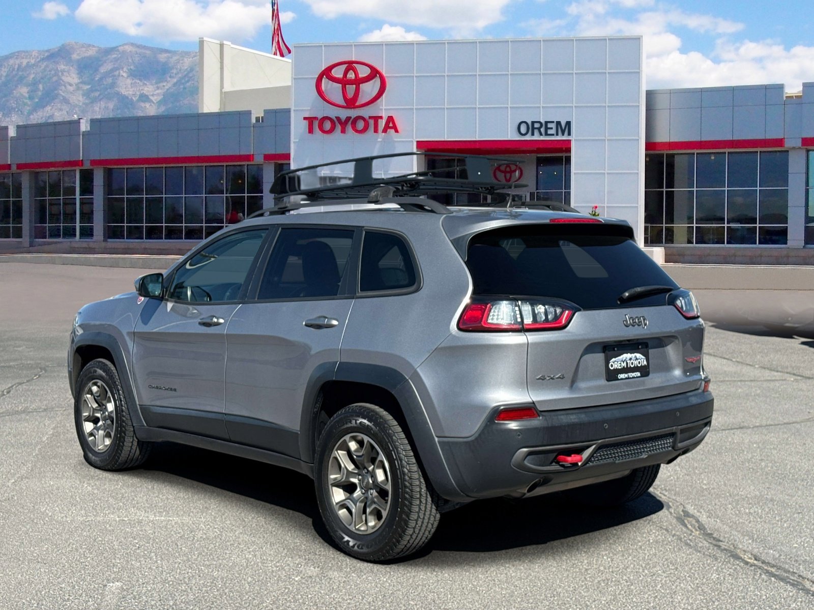 Used 2020 Jeep Cherokee Trailhawk w/ Comfort/Convenience Group AWD/4WD image 5