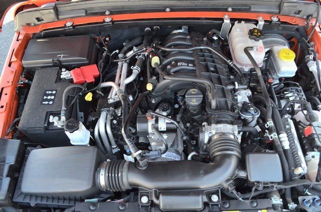 Used 2023 Jeep Wrangler Sport S image 38