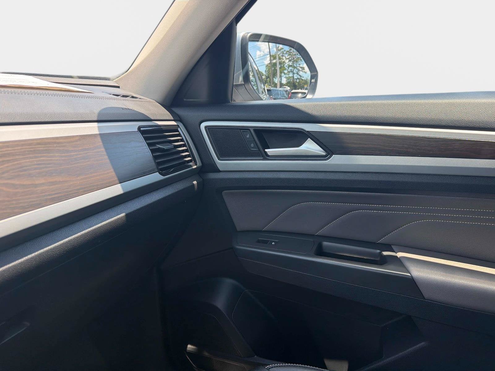 Certified 2023 Volkswagen Atlas SE FWD image 21